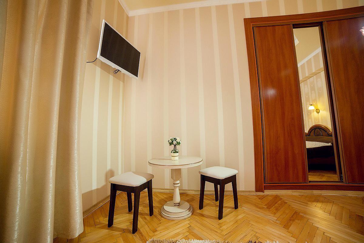 Apartment On Horodotska Street Lviv Extérieur photo